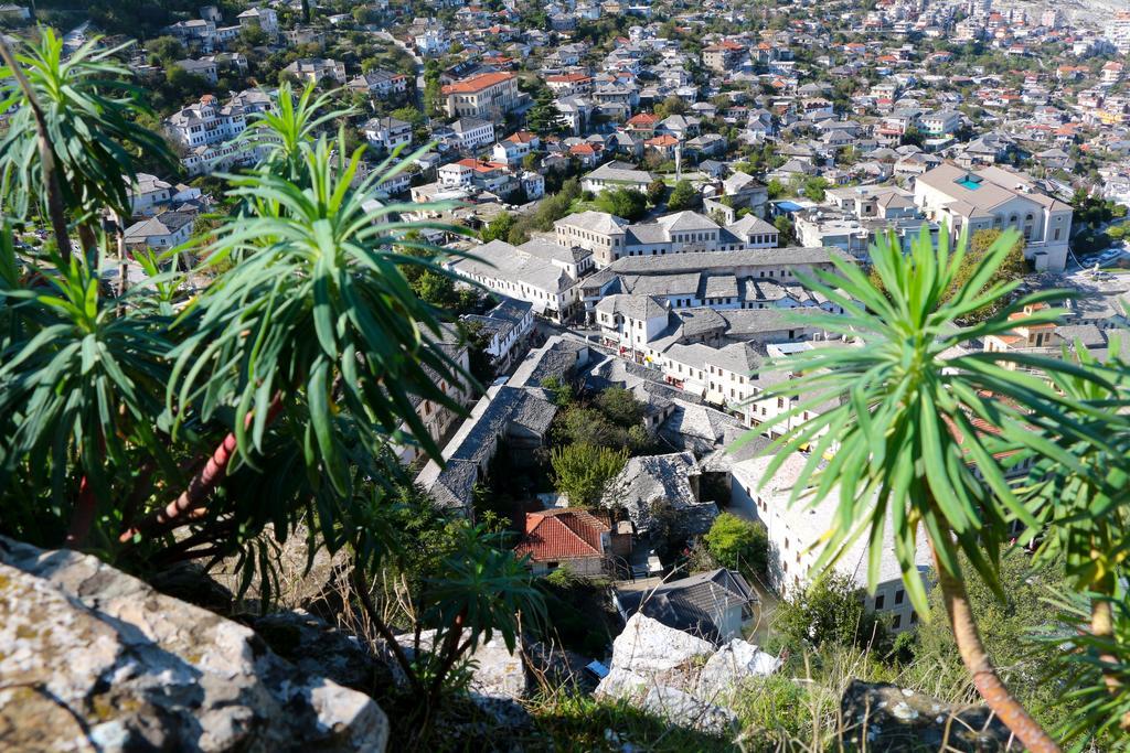 Stone City Hostel Gjirokastër Eksteriør billede